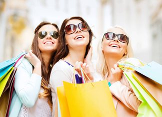 Chia sẻ kinh nghiệm mua sắm khi đi du lịch Dubai – Đất nước xa hoa Chia sẻ kinh nghiệm mua sắm khi đi du lịch Dubai - Đất nước xa hoa